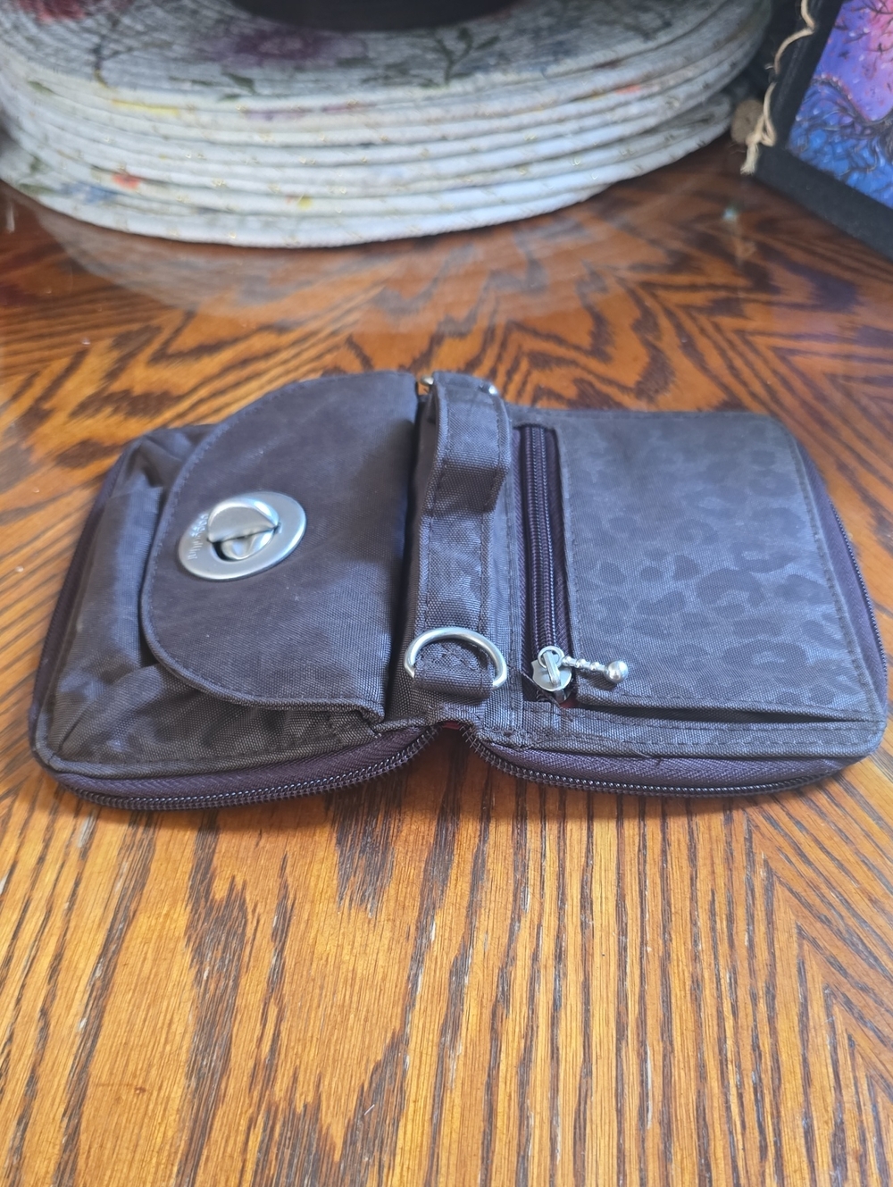 Baggallini Wallet - Picture 6 of 9